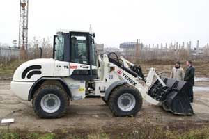 Мини-погрузчик Terex TL 