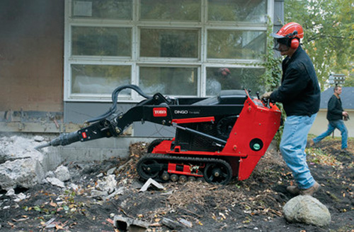 Компания Toro модернизировала компактные погрузчики Dingo TX 525