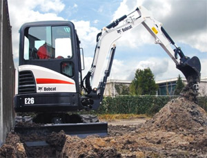 Мини-экскаватор Bobcat E26
