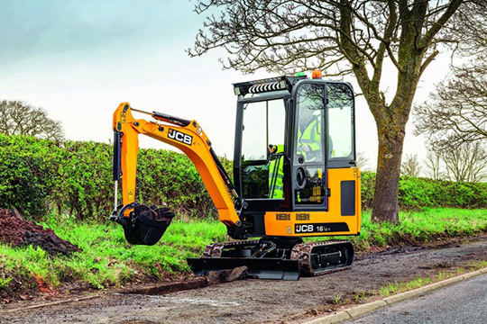 Компания JCB выпустила на рынок сразу три новые модели мини-экскаваторов
