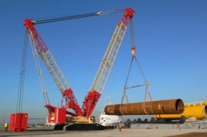 Гусеничный кран производства Kobelco