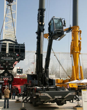 Самоходный кран Liebherr LTC 1045-3.1