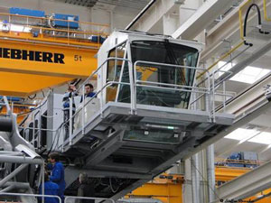Кабина оператора крана Liebherr LR13000
