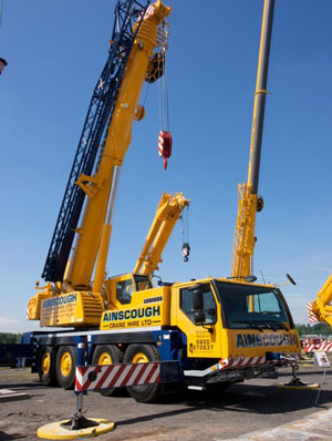 Колесный кран Liebherr LTM1090