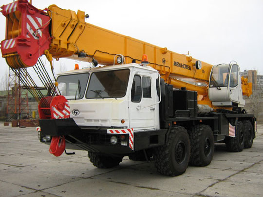 Автокран Ивановец КС-6973