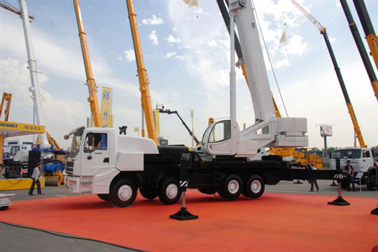 Автокраны КС-7474 и КС-64714