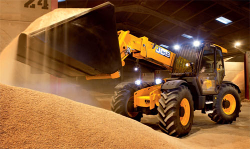Телескопический погрузчик JCB 550-80 Loadall завоевал награду на сельскохозяйственной выставке