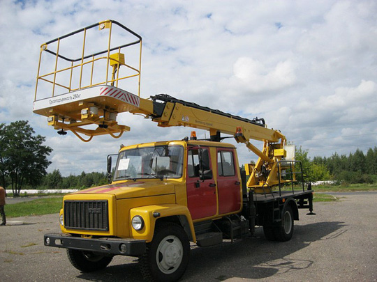 Автомобильная вышка ВС-18Т 