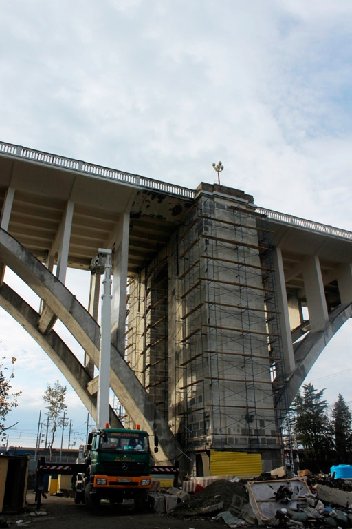 Демонстрации возможностей автомобильной вышки Bronto