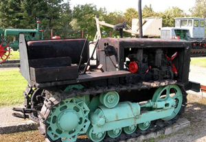 Гусеничные машины Тракторных заводов