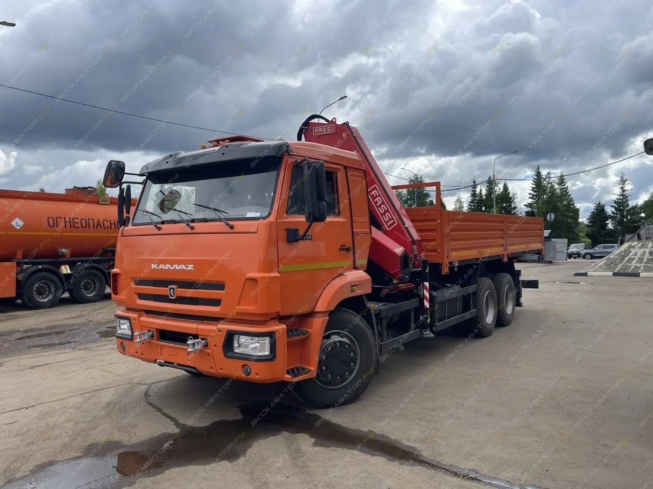 Передача КМУ Fassi 245.А.22 на шасси КАМАЗ 65115 клиенту из Москвы