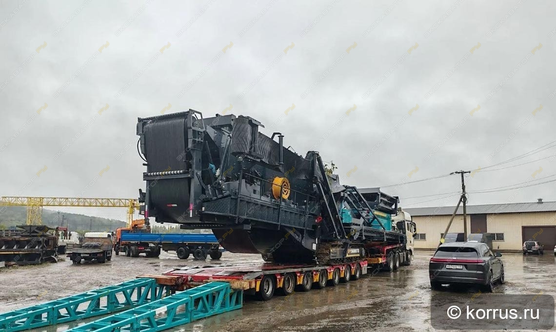 Грохот SUNWARD SP1560MSTD разгружен на склад