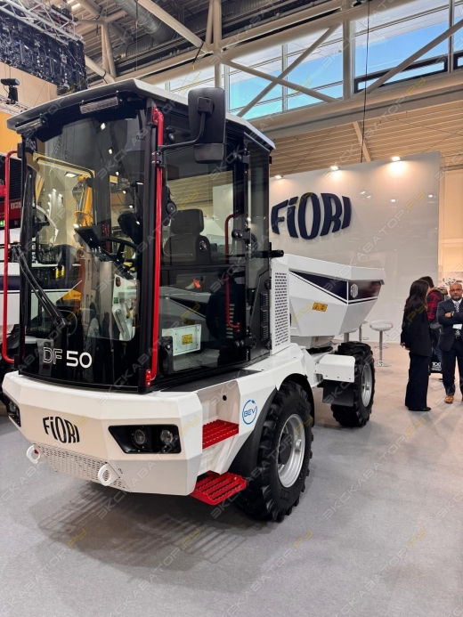 BAUMA2025 - команда Fiori продемонстрировала новые образцы техники - электро и гибрид >>>