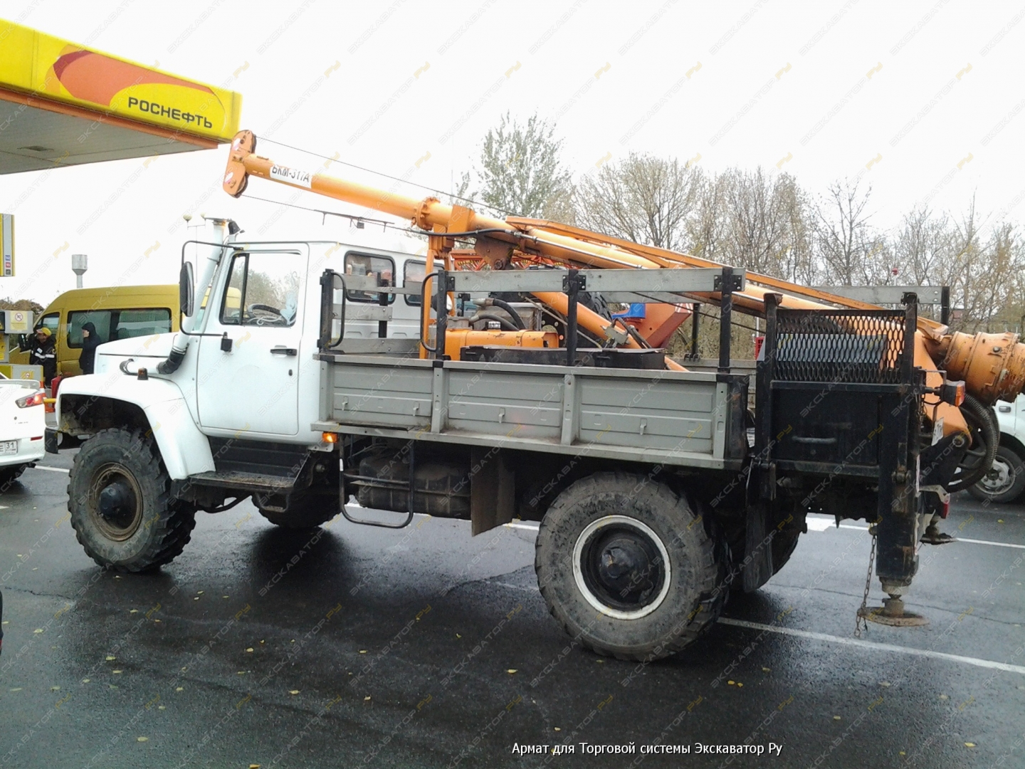 Работа бкм. Бурильно крановая машина бкм 317-01. Бурильно-крановая машина бкм-317. Камаз бкм 516. Бкм 303.