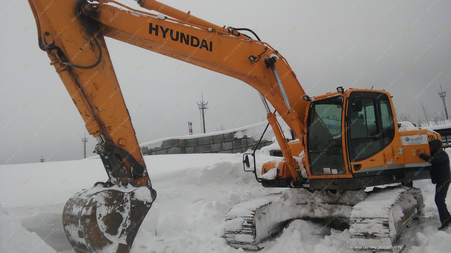 Hyundai R 220LC-9S [5]
