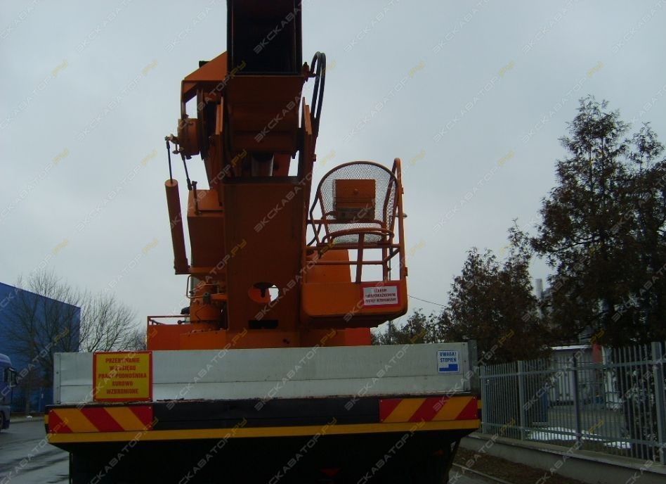 Iveco 330T [5]