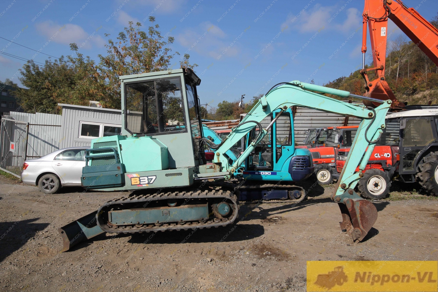Yanmar B37 [6]