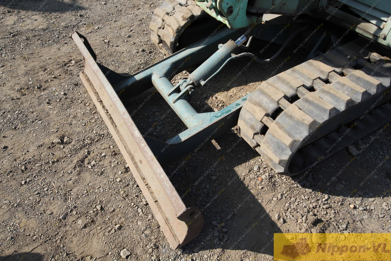 Yanmar B37 [8]