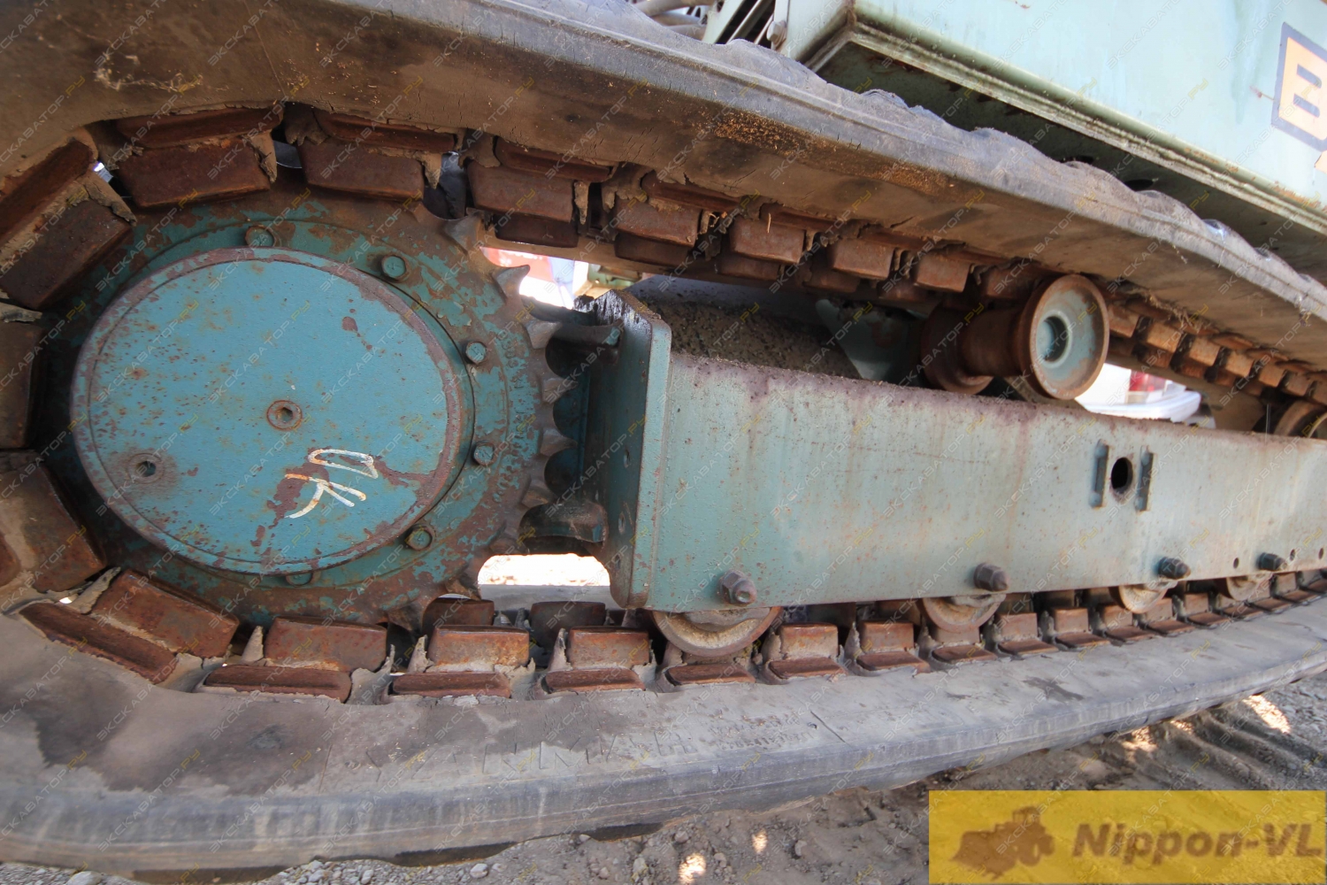 Yanmar B37 [14]