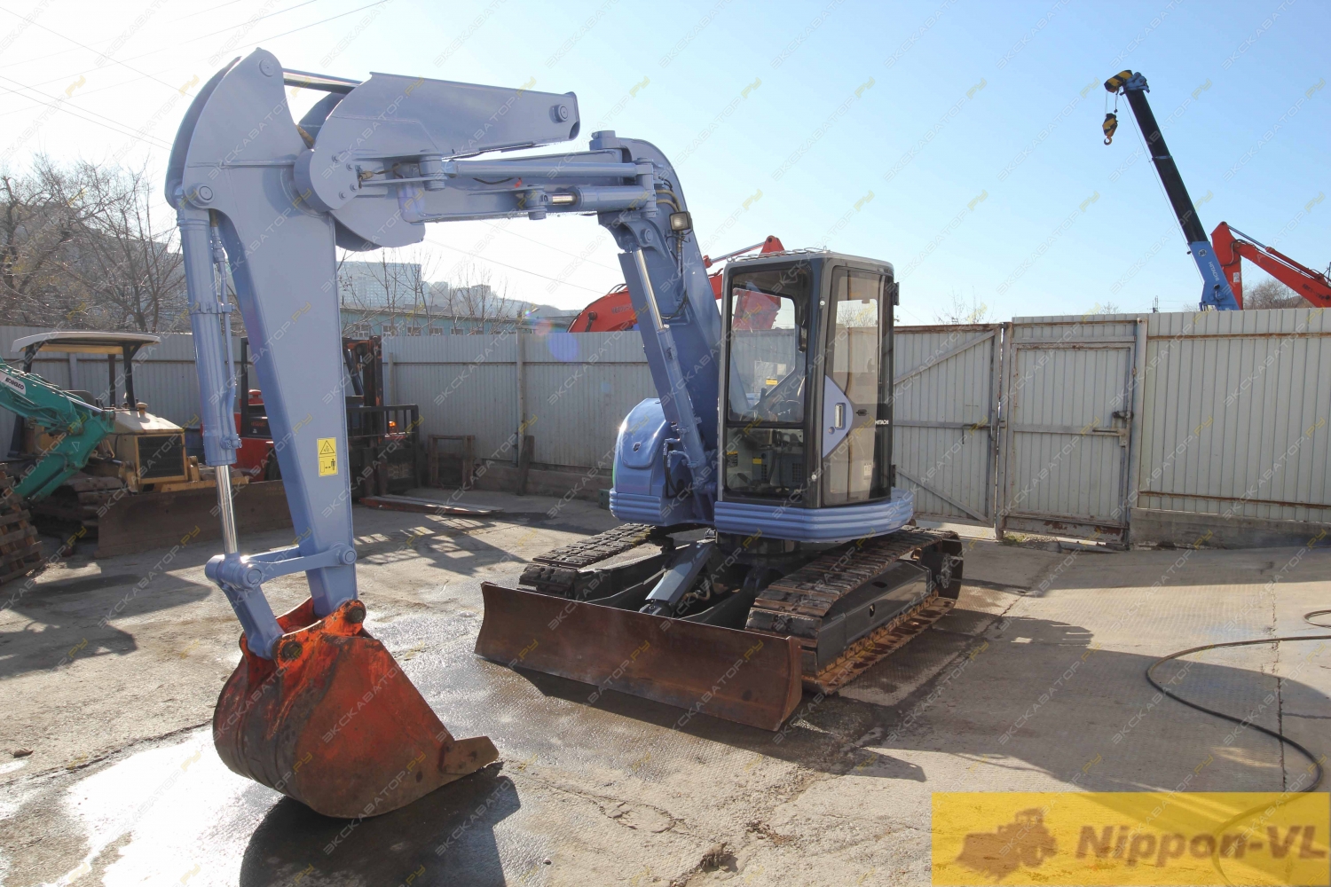 Hitachi EX75UR-3 [1]