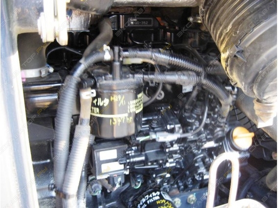 Hitachi EX30 [17]