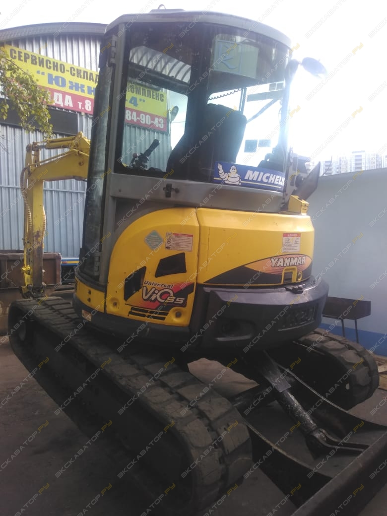 Yanmar VIO55-5 Cabin [9]