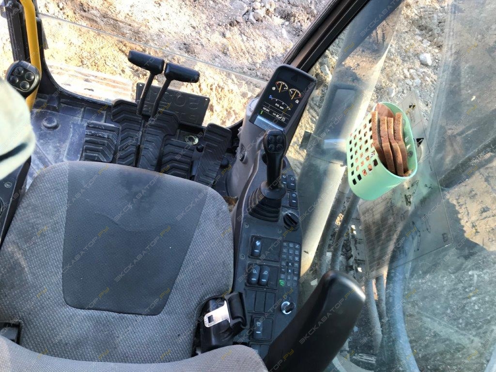 Volvo EC250D [3]