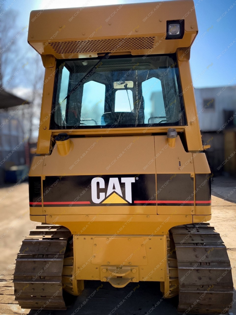 Caterpillar D4G XL [4]