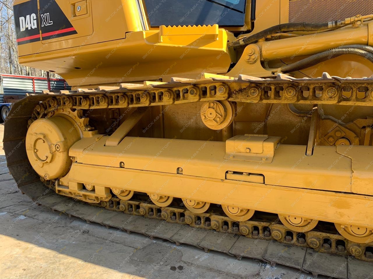 Caterpillar D4G XL [2]