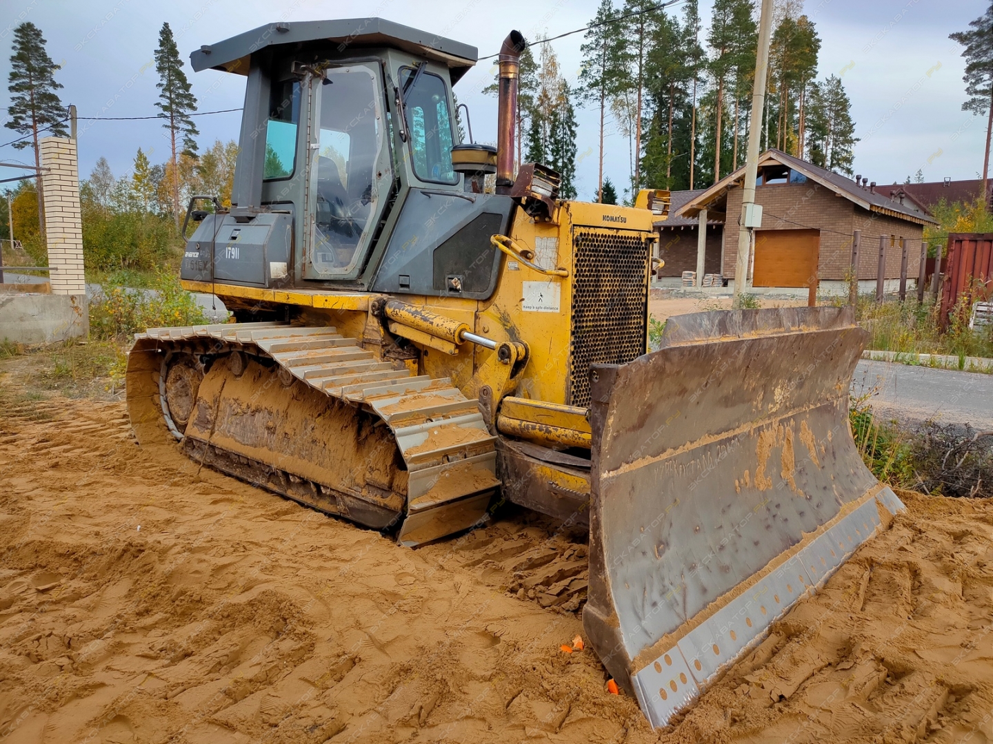 Komatsu D61EX-12 [4]