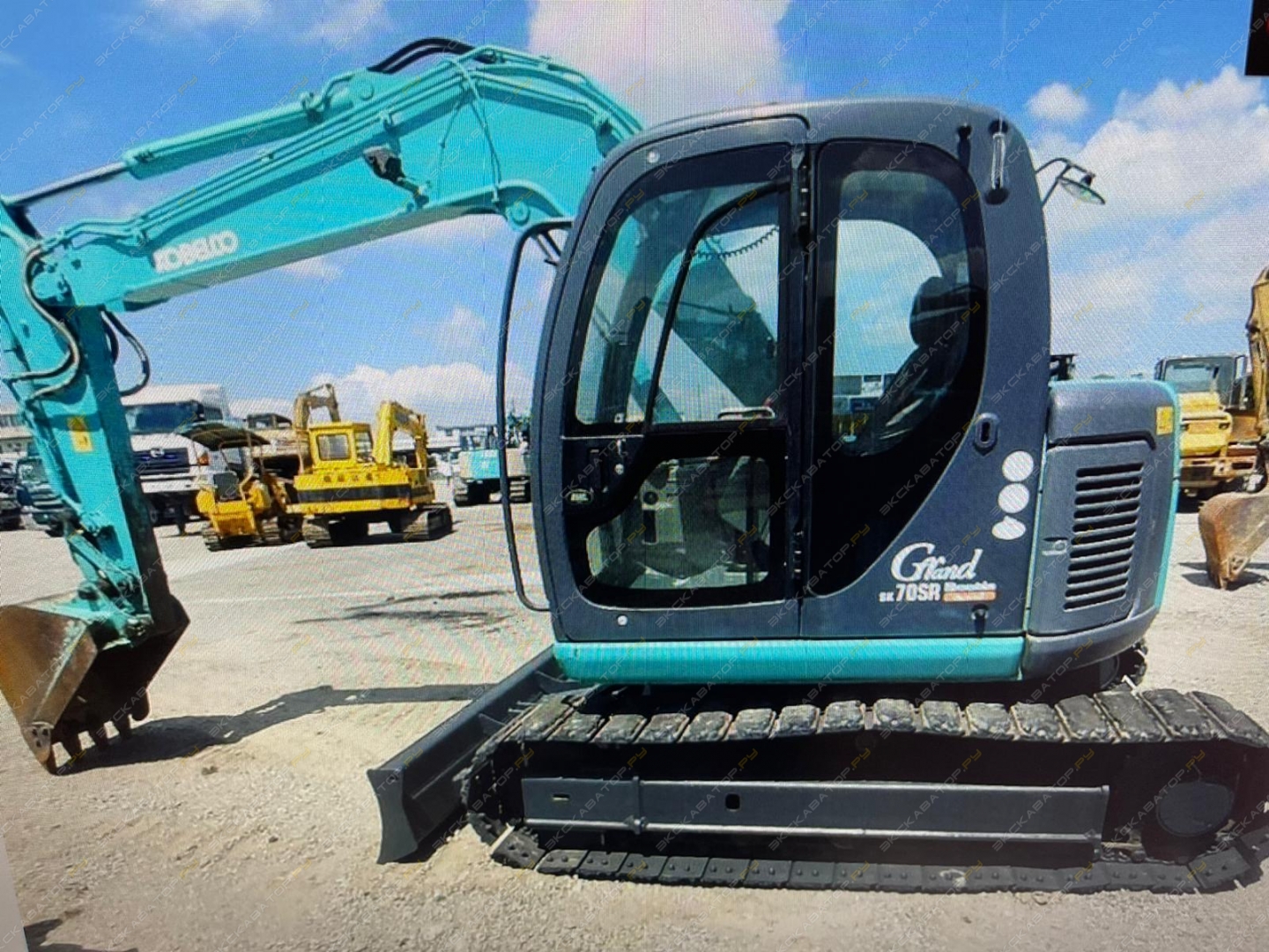 Kobelco 70SR-1E [2]