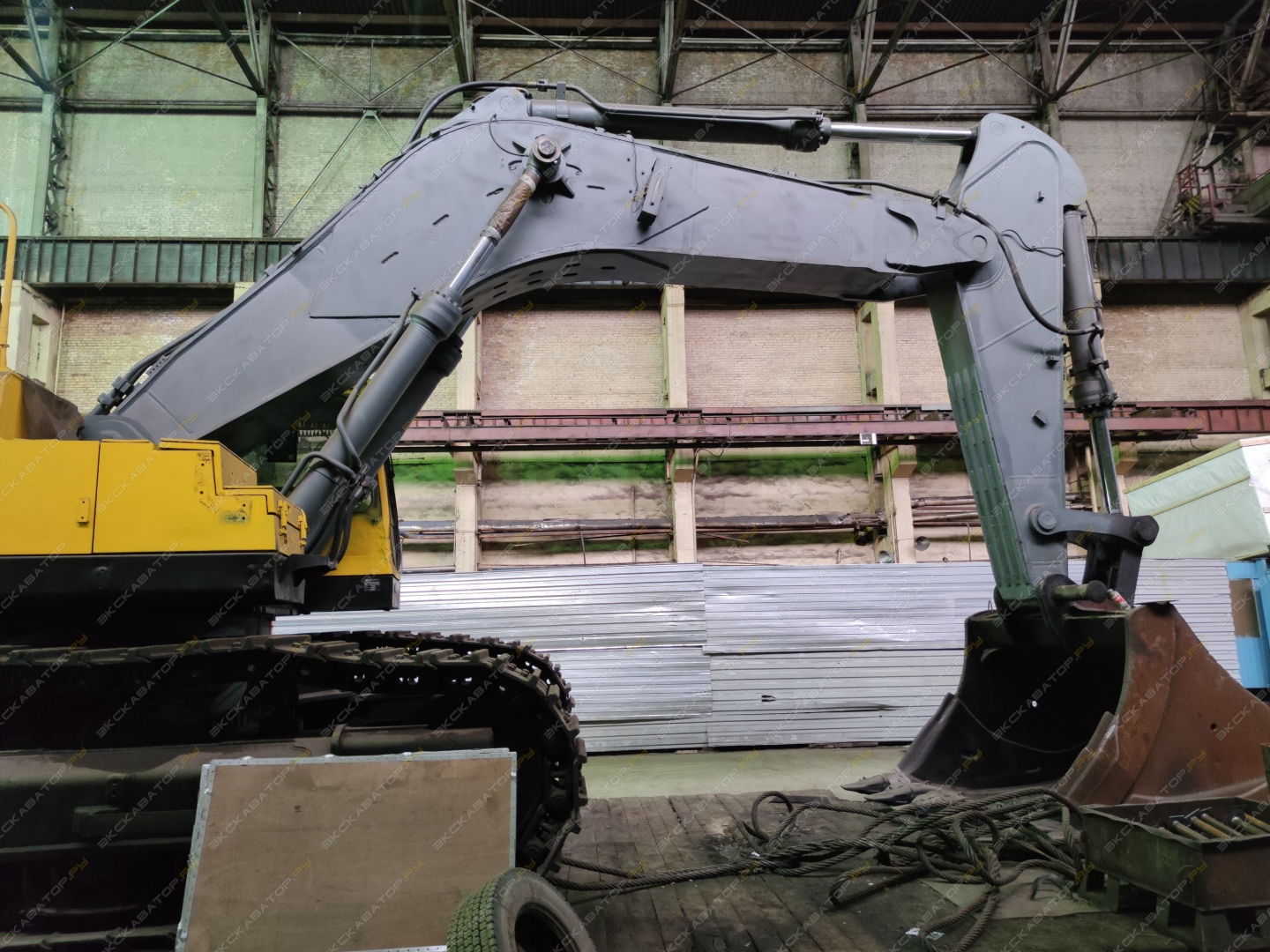 Volvo EC700B LC [7]