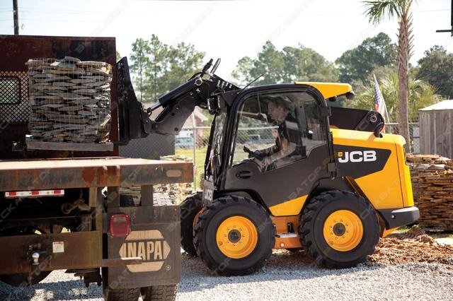 JCB 175 [5]