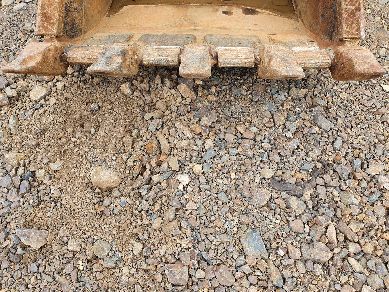 Volvo EC480DL [18]