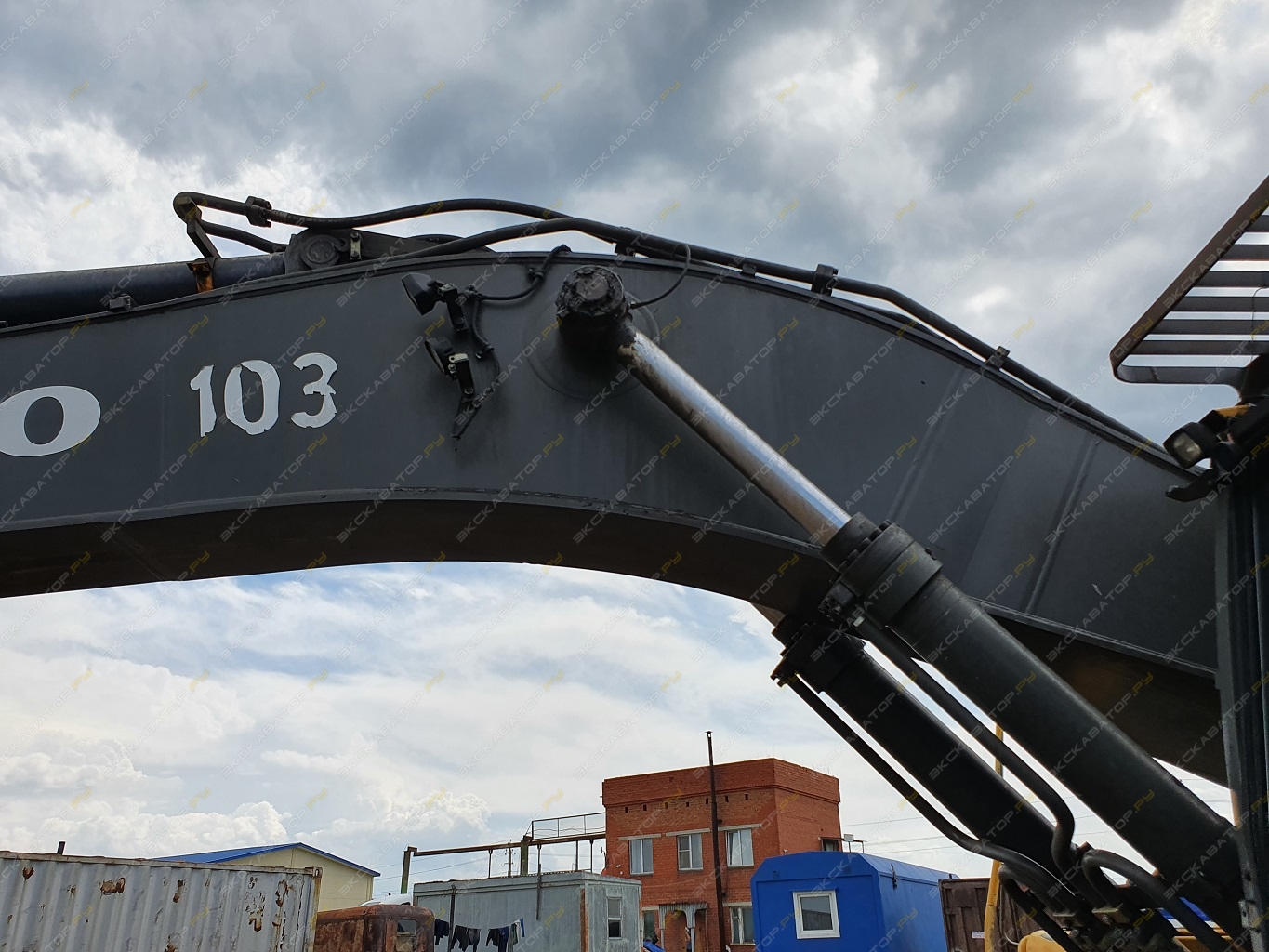 Volvo EC480DL [14]