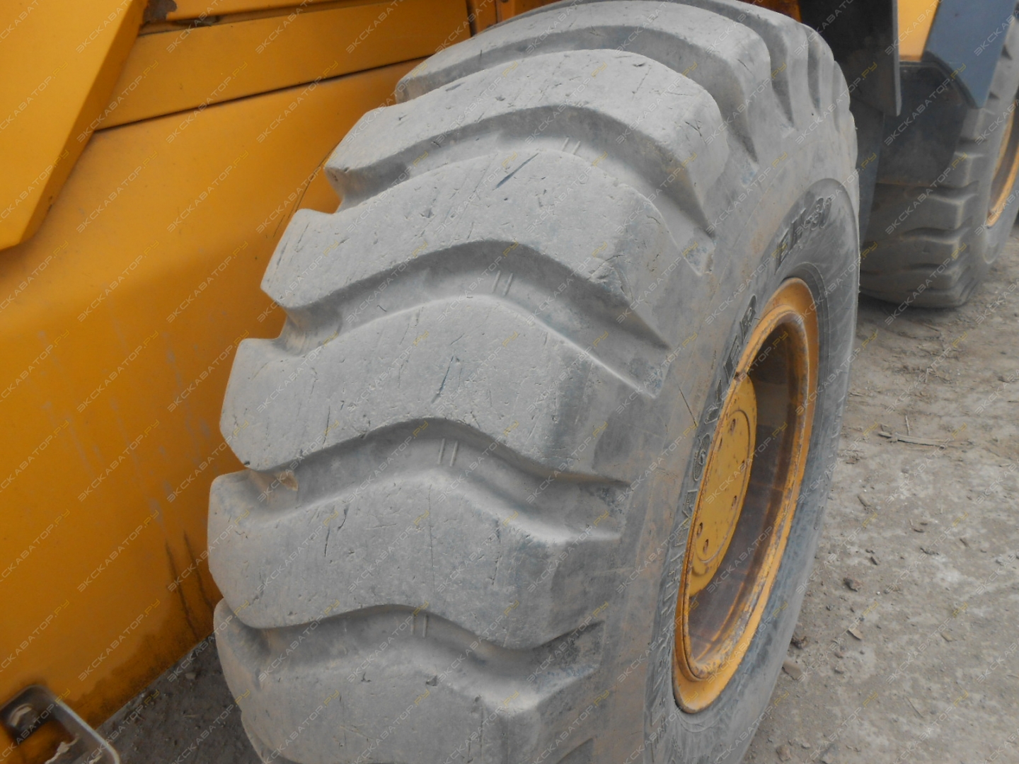 JCB 426 ZX [19]