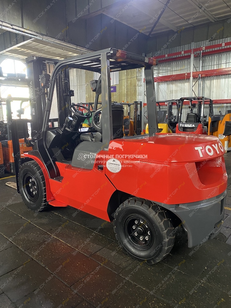 Toyota 7FDA50 [3]