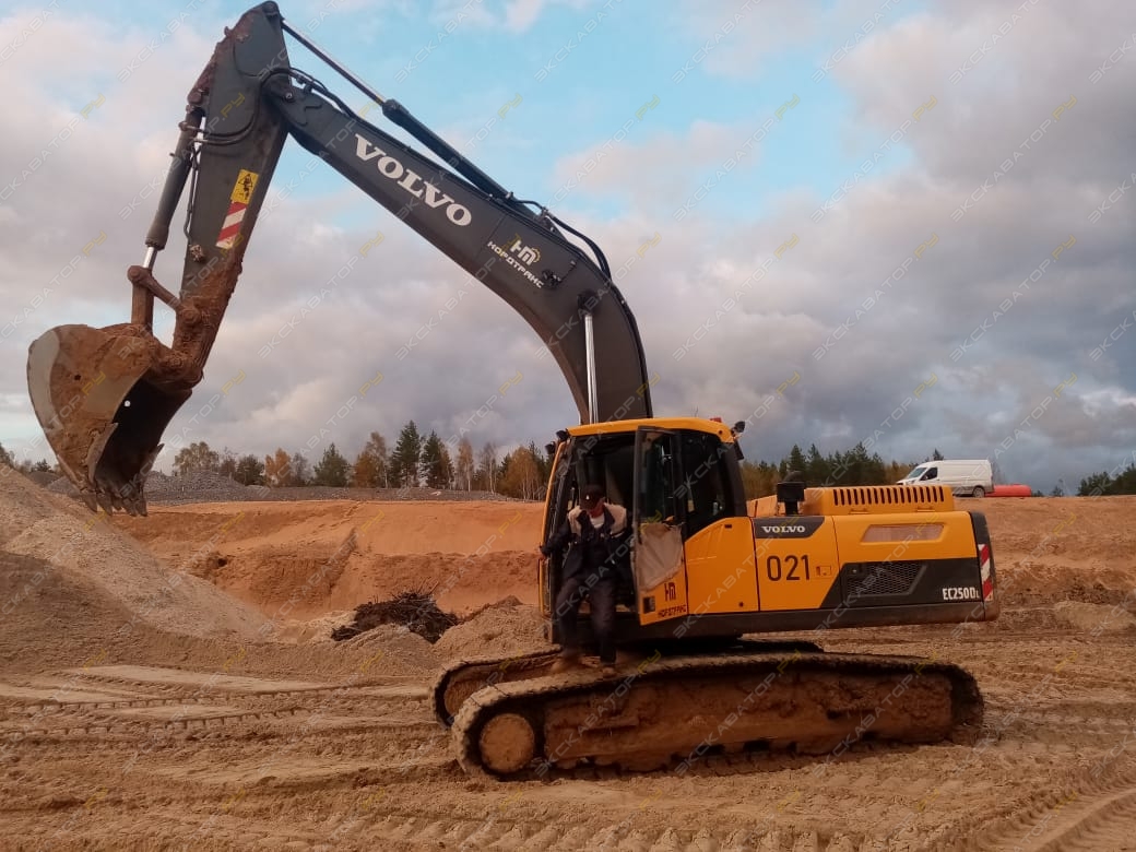 Volvo EC250DL [0]