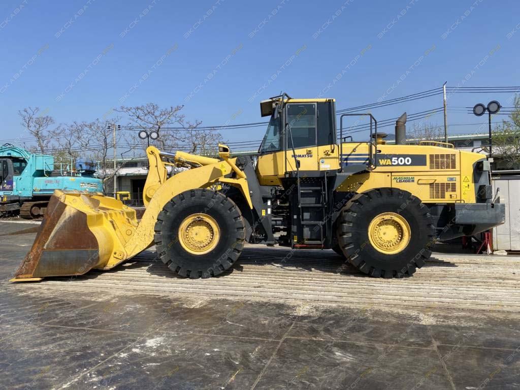 Komatsu WA500-6 [12]
