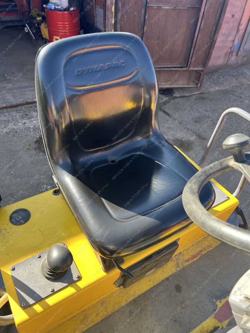Dynapac CC1300 [9]