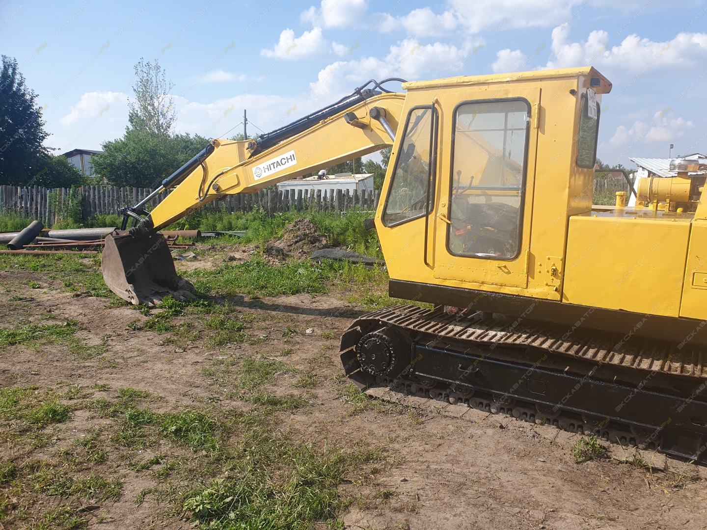 Hitachi UH045-7 [12]