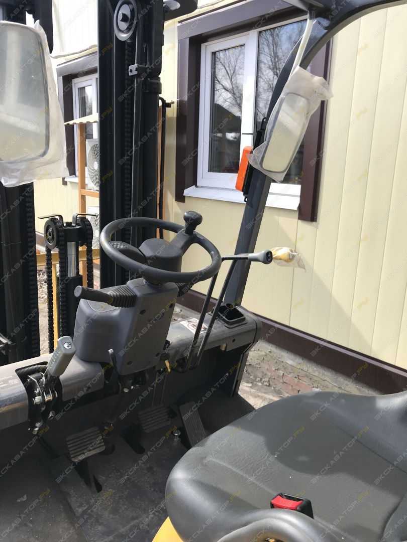 Mitsubi FD15T [4]
