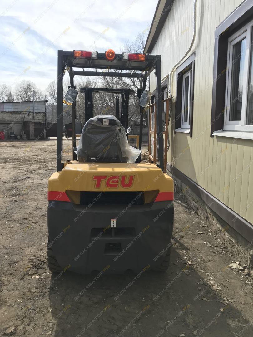 Mitsubi FG35T [2]