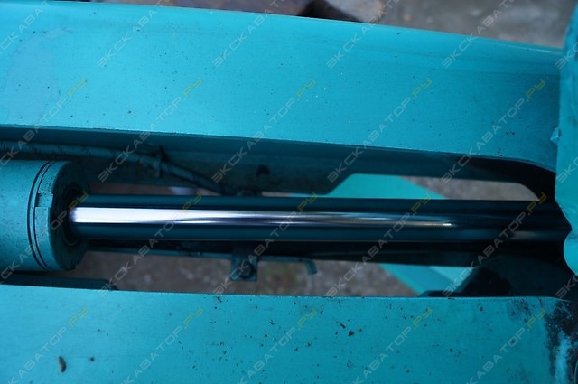 Kobelco SK30UR [12]