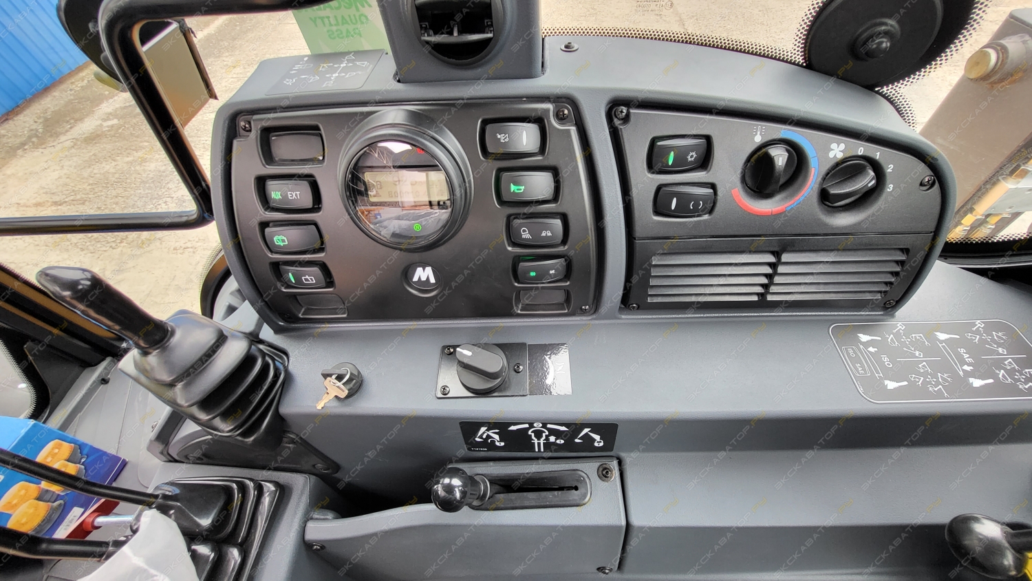 Mecalac 870 [3]