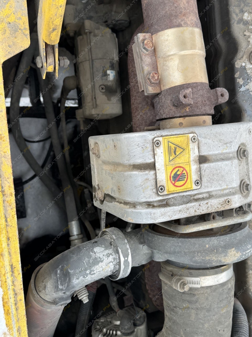 Komatsu PW180-7 [8]