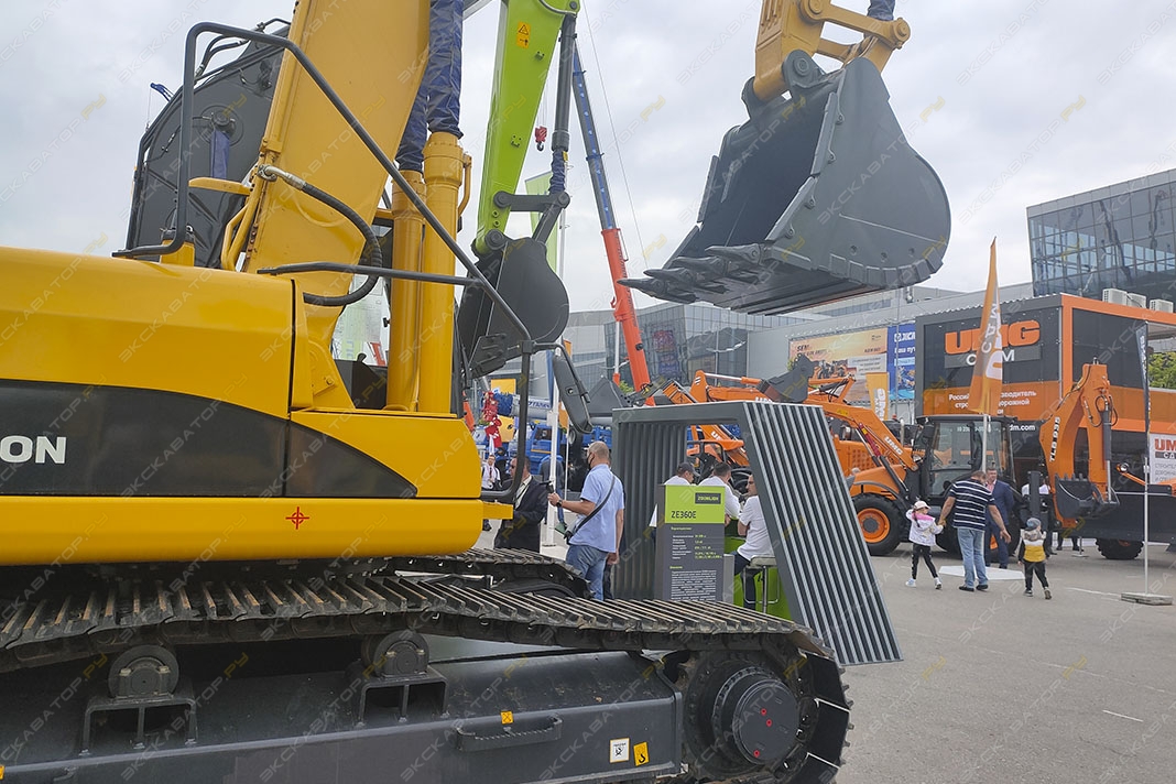 Zoomlion ZE370E [2]