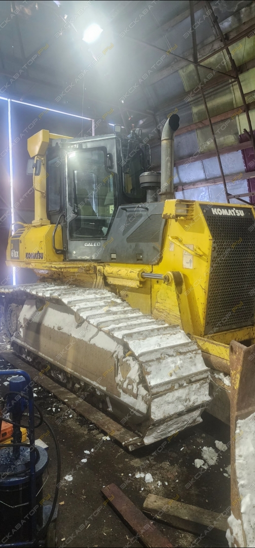 Komatsu D61EX-12 [16]