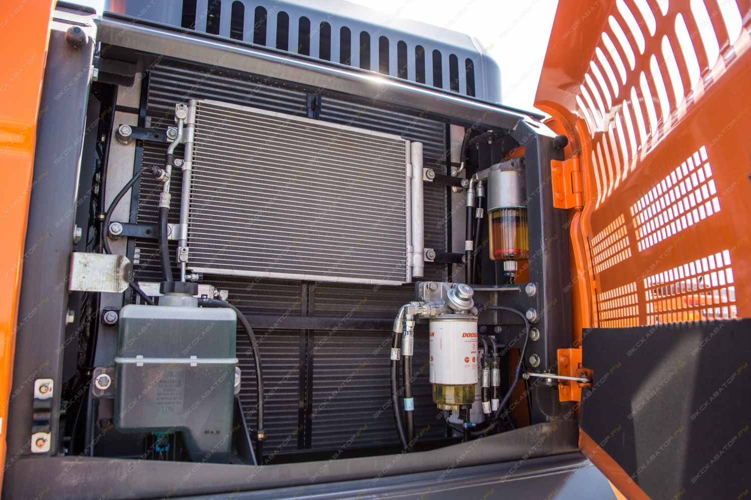 DX260LC-7M [19]