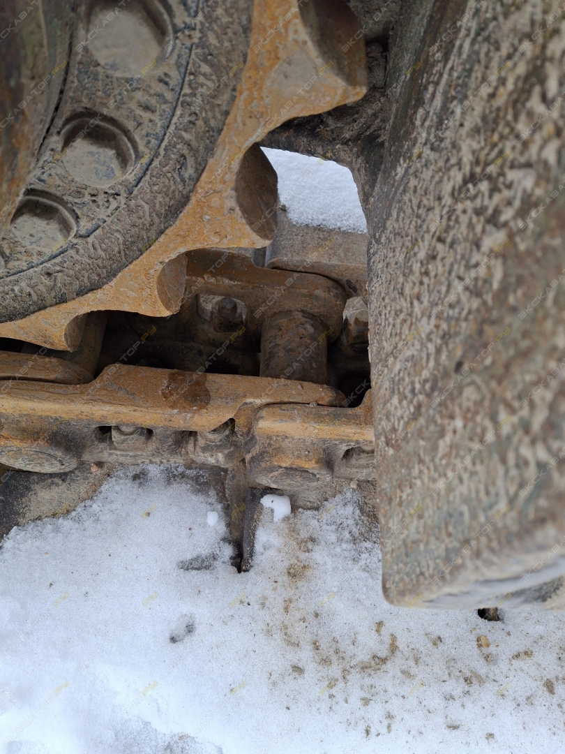 Volvo EC140B LC [11]